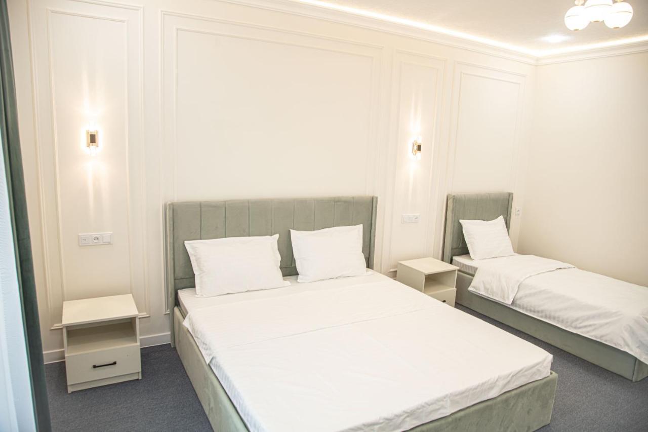 Hotel Lev Tolstoy Samarkand Esterno foto