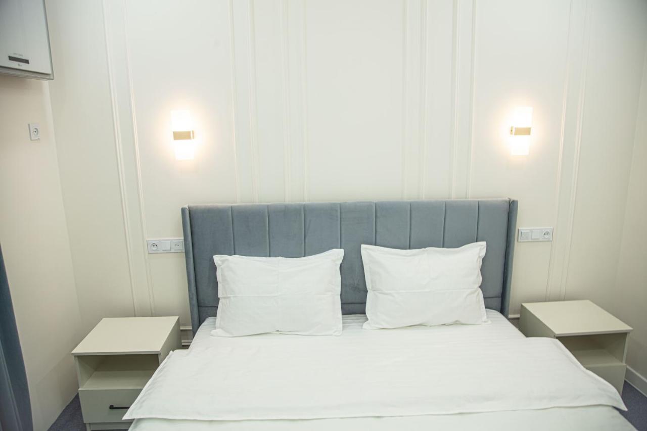 Hotel Lev Tolstoy Samarkand Esterno foto