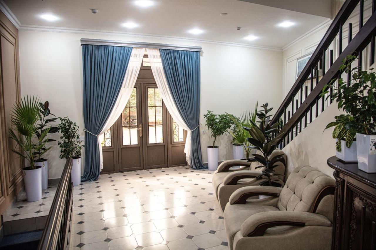 Hotel Lev Tolstoy Samarkand Esterno foto